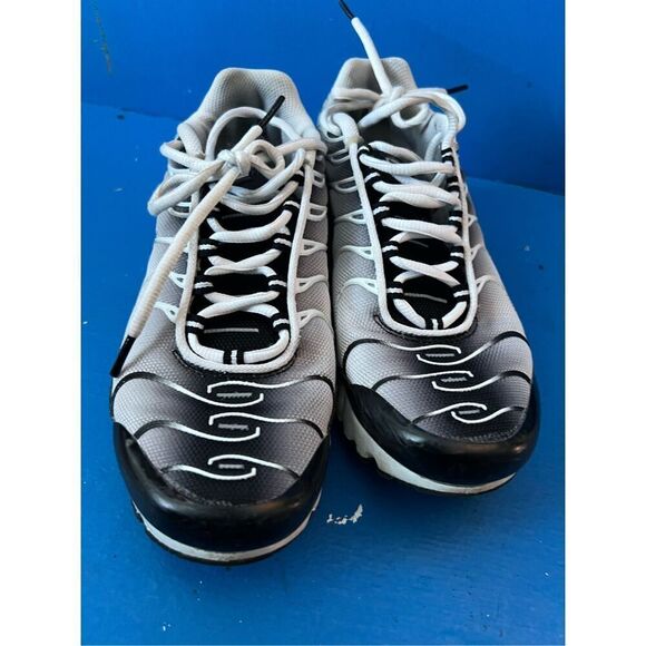 Nike Air Max Plus Tn Gs Fresh Mint White Black Grey 5.5Y CD0609-106 - Picture 7 of 8